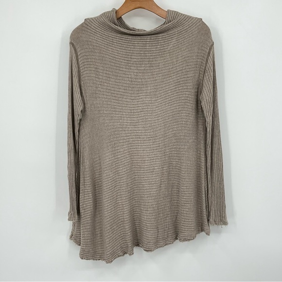 Free People Beige Open Back Sweater Size Medium‎ H16 - Picture 2 of 8